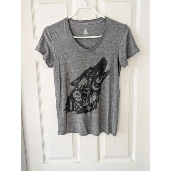 🌈BELLWOODS BREWERY | Women's Gray Wizard Wolf Graphic Short Sleeve Tee M - Picture 6 of 7